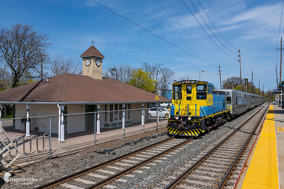 "LIRR Rescue at Islip"