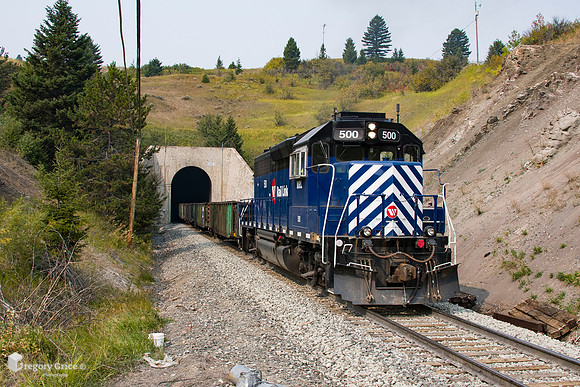 "MRL GP40 at the Bozeman Tunnel"