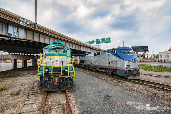 "CNZR Meets CTrail at Hartford Union Station"